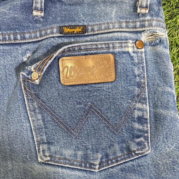 Wrangler Men's Blue Straight Leg Jeans - Picture 5 of 6